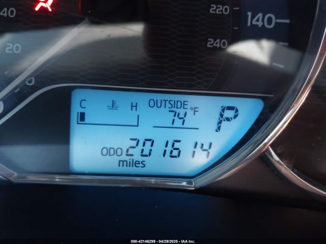 5YFBURHE5FP272589 Toyota COROLLA LE