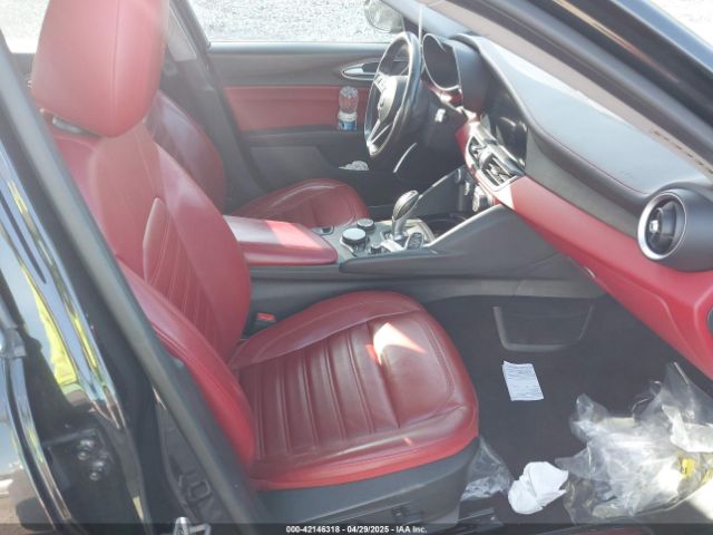 ZARFAMBN4K7598164 Alfa Romeo Giulia Ti Lusso Rwd