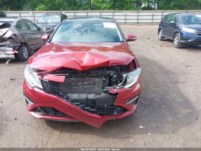 5XXGT4L38KG375686 KIA Optima S