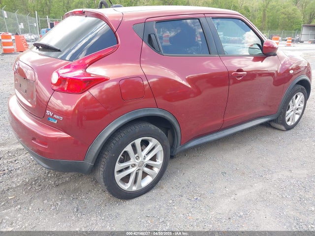 JN8AF5MV7ET484233 Nissan Juke Sv