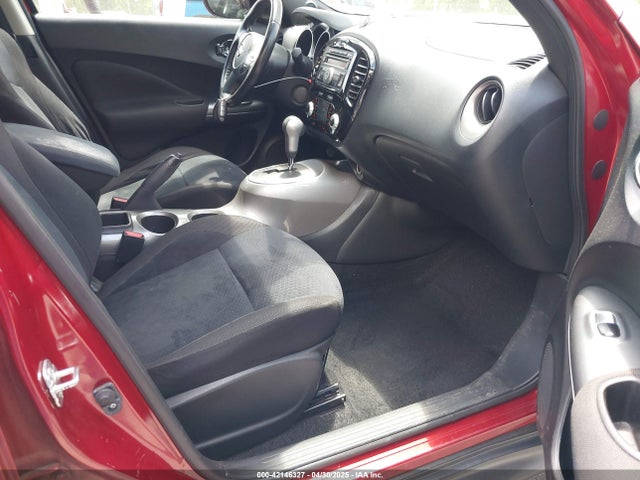 JN8AF5MV7ET484233 Nissan Juke Sv