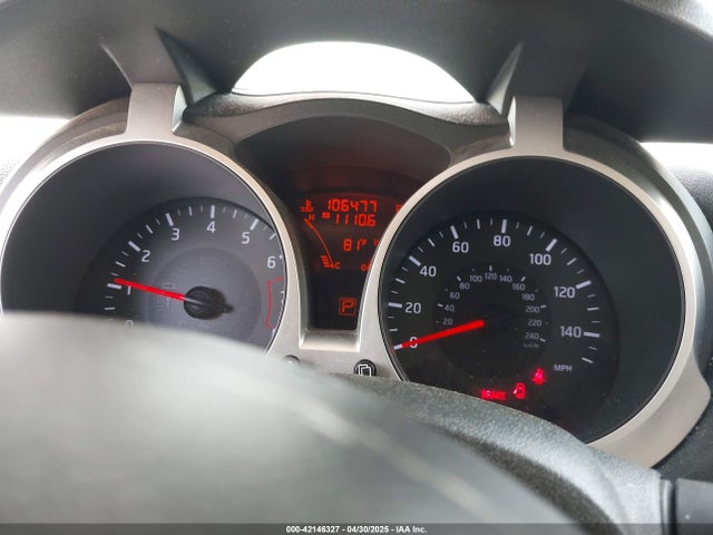 JN8AF5MV7ET484233 Nissan Juke Sv