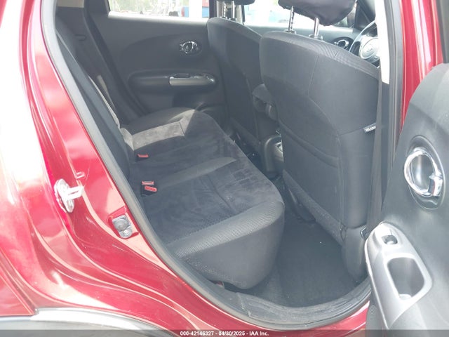 JN8AF5MV7ET484233 Nissan Juke Sv