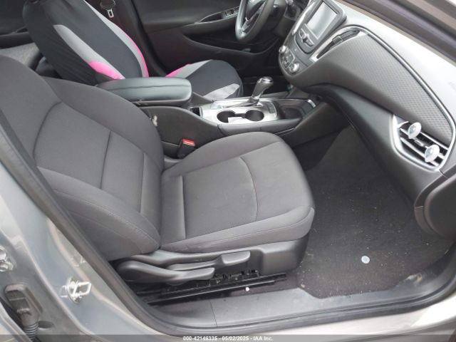 1G1ZE5ST4HF284005 Chevrolet MALIBU 1LT