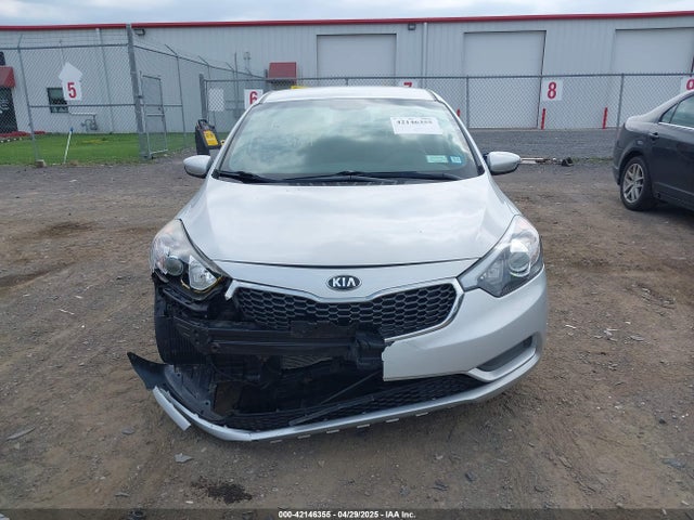 KNAFK4A66F5390206 KIA FORTE LX
