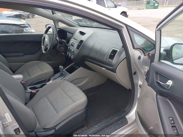 KNAFK4A66F5390206 KIA FORTE LX