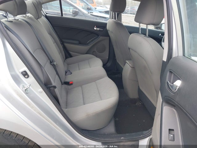 KNAFK4A66F5390206 KIA FORTE LX