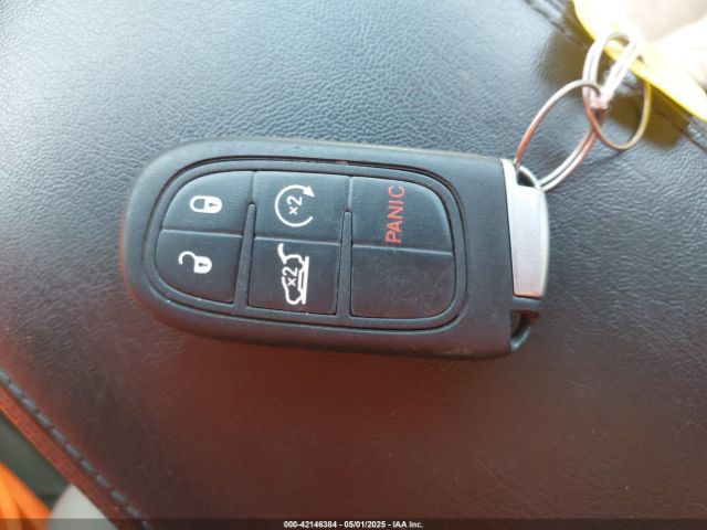 2017 JEEP CHEROKEE 1C4PJLCBXHW661148 Photo 10
