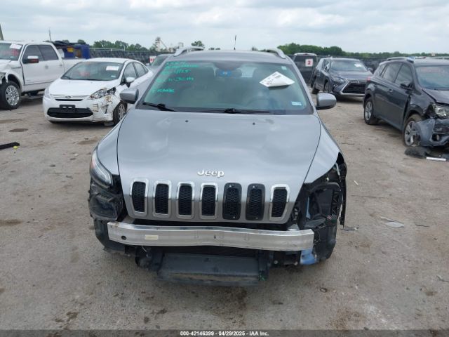 1C4PJLDB6HW521807 Jeep Cherokee Limited Fwd
