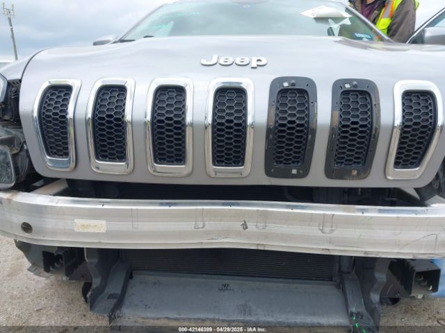 1C4PJLDB6HW521807 Jeep Cherokee Limited Fwd