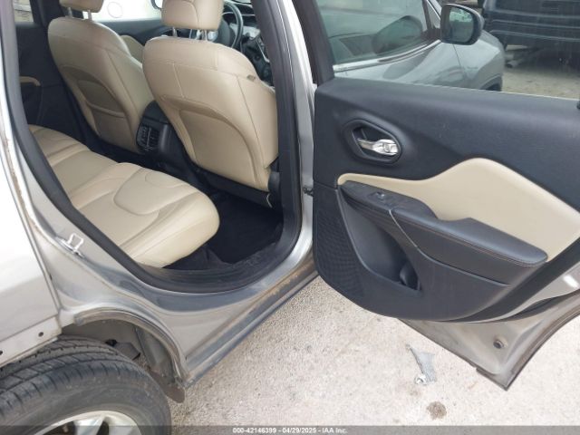 1C4PJLDB6HW521807 Jeep Cherokee Limited Fwd