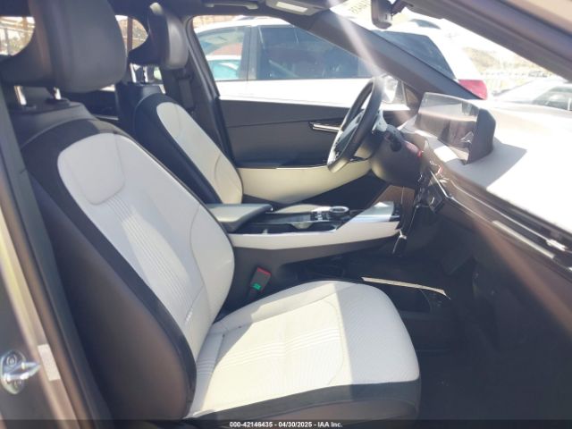 2023 KIA EV6 KNDC44LA6P5118533 Photo 4