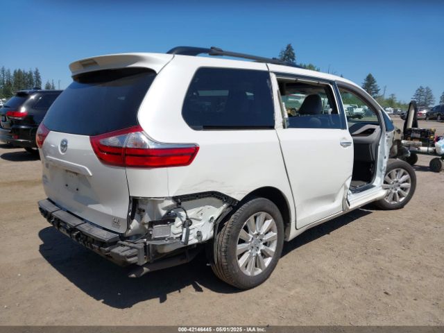 5TDDZ3DC8HS169754 Toyota Sienna Xle Premium 7 Passenger