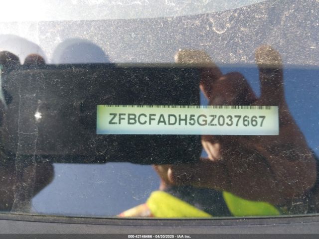 ZFBCFADH5GZ037667 Fiat 500L TREKKING