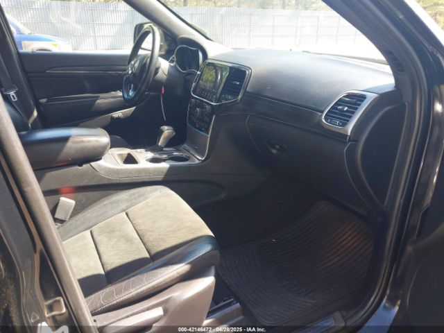 1C4RJFAGXMC650672 Jeep Grand Cherokee Laredo X 4x4