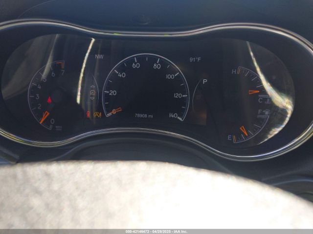 1C4RJFAGXMC650672 Jeep Grand Cherokee Laredo X 4x4