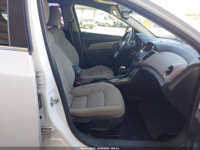 1G1PC5SB7E7146954 Chevrolet Cruze 1lt Auto