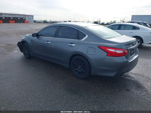 1N4AL3AP5HN361026 Nissan Altima 2.5 S