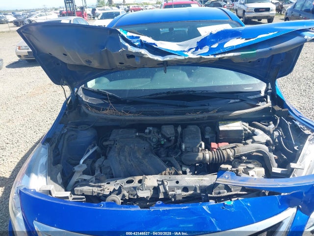 3N1CN7AP3FL938348 Nissan 2015