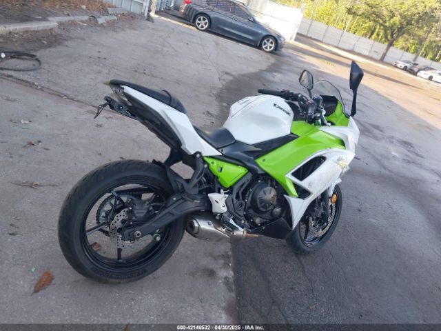2020 KAWASAKI EX650 ML5EXEM14LDA01888 Photo 3
