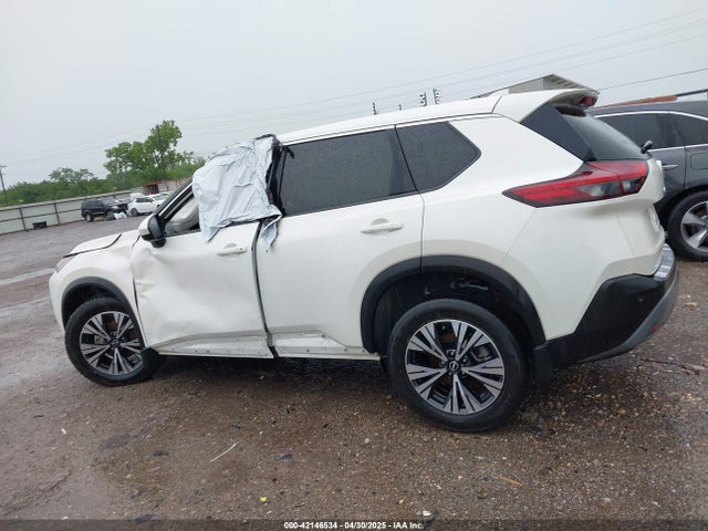 JN8BT3BA9PW436400 Nissan Rogue Sv Fwd