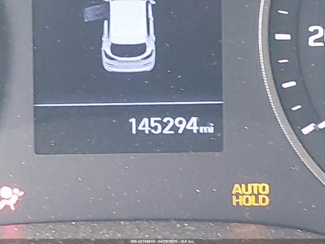 KM8J2CA46KU937184 Hyundai TUCSON SE