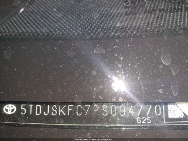 5TDJSKFC7PS094770 Toyota SIENNA XLE