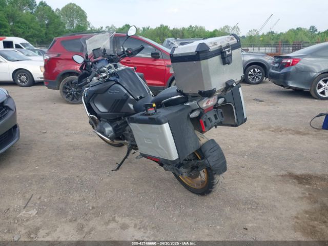 2021 BMW R 1250 WB10M1303M6D88091 Photo 2