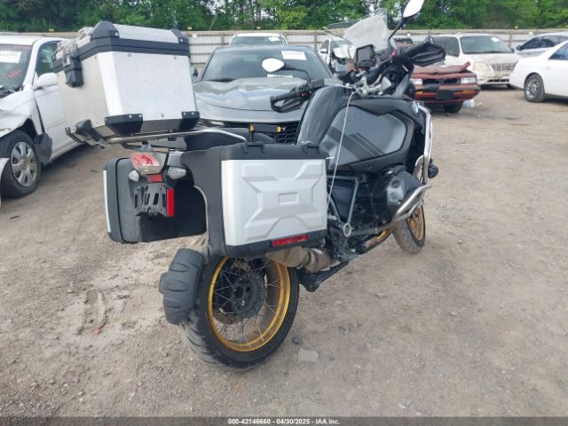 2021 BMW R 1250 WB10M1303M6D88091 Photo 3