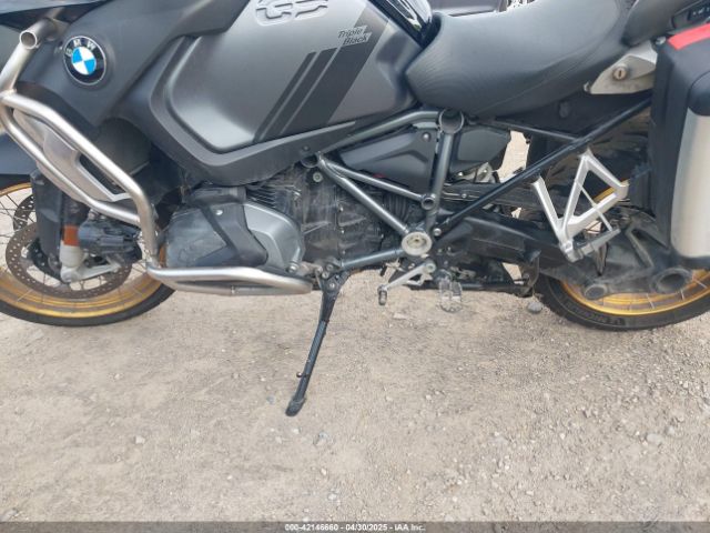 2021 BMW R 1250 WB10M1303M6D88091 Photo 8
