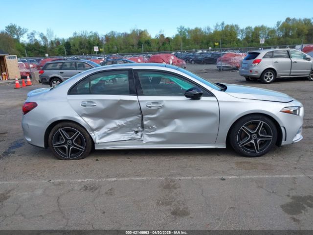 W1K3G4FB8LJ234030 Mercedes-Benz A 220 4matic