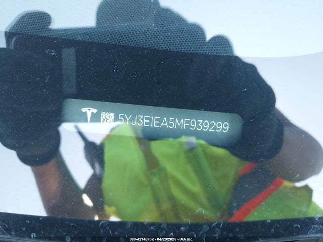 2021 TESLA MODEL 3 5YJ3E1EA5MF939299 Photo 8