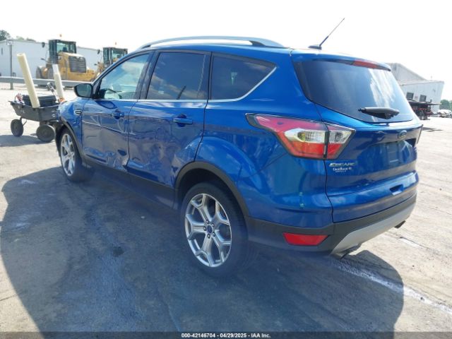 1FMCU9J97HUA57671 Ford Escape Titanium