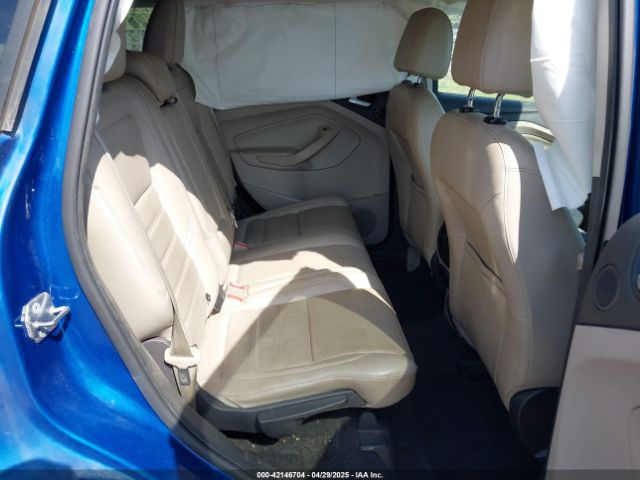 1FMCU9J97HUA57671 Ford Escape Titanium