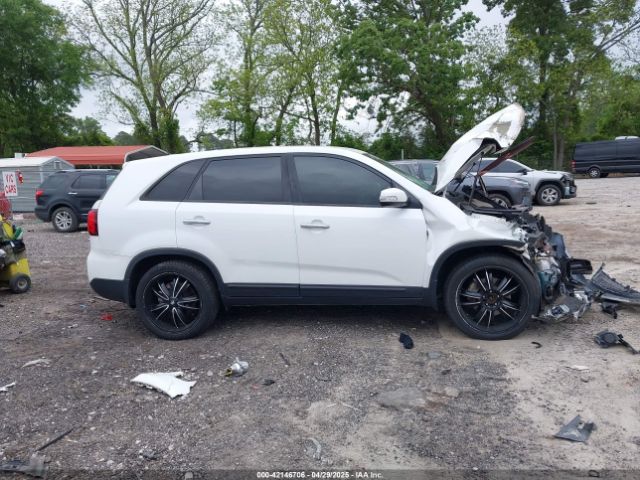 5XYKT3A6XFG626047 KIA SORENTO LX