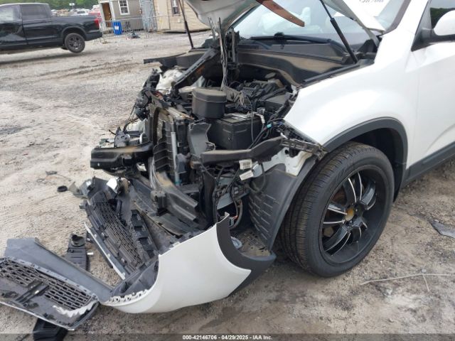 5XYKT3A6XFG626047 KIA SORENTO LX
