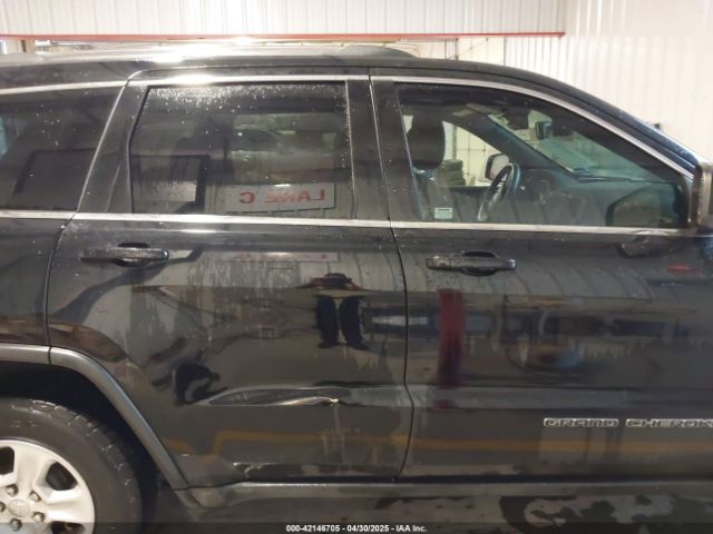 1C4RJEAG1HC685312 Jeep Grand Cherokee Laredo 4x2