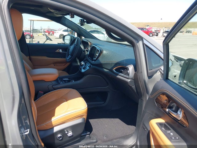 2C4RC1N76PR589226 Chrysler Pacifica Hybrid Pinnacle