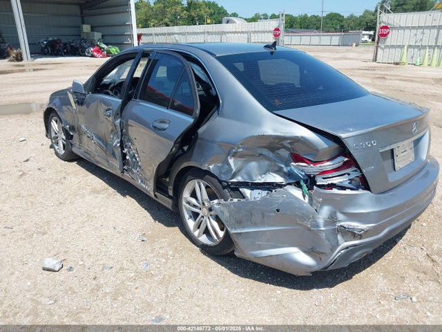 42146772 :رقم المزاد ، WDDGF8AB1DR291773 vin ، 2013 Mercedes-benz C 300 Luxury 4matic/sport 4matic مزاد بيع