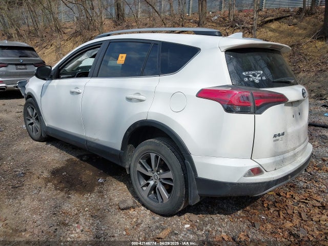 JTMRFREV4JJ744971 Toyota Rav4 Xle