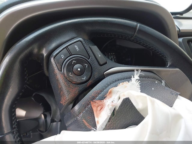 JTMRFREV4JJ744971 Toyota Rav4 Xle