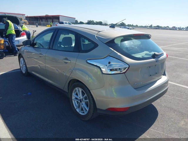 1FADP3K21FL222119 Ford FOCUS SE