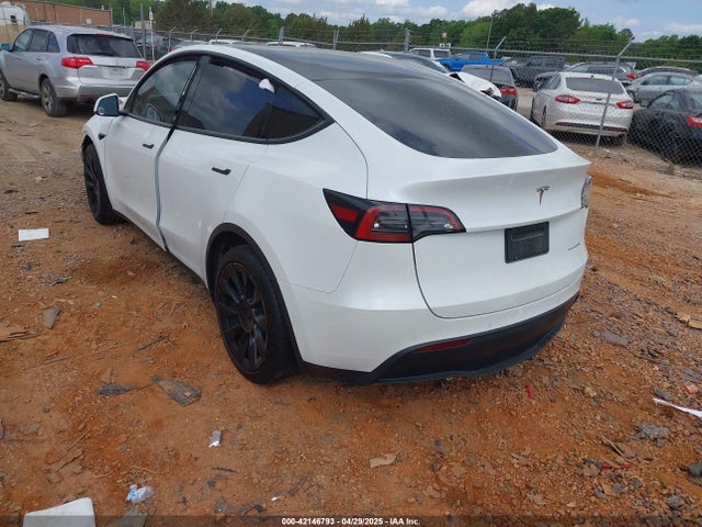 2022 TESLA MODEL Y 7SAYGDEE2NF385910 Photo 2