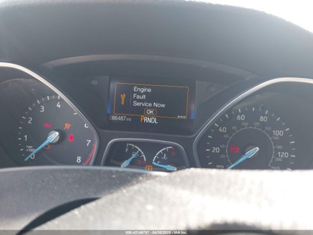 1FADP3K27GL235054 Ford FOCUS SE