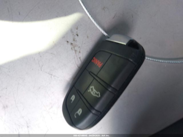2C3CDZAG0FH720053 Dodge Challenger Sxt
