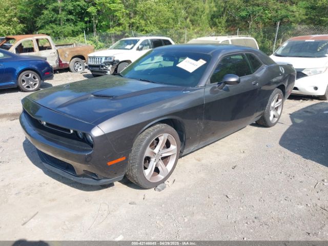 2C3CDZAG0FH720053 Dodge Challenger Sxt