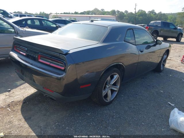 2C3CDZAG0FH720053 Dodge Challenger Sxt