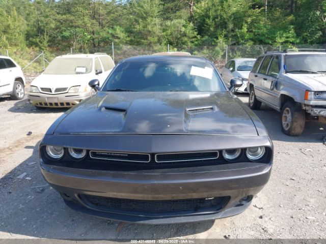 2C3CDZAG0FH720053 Dodge Challenger Sxt