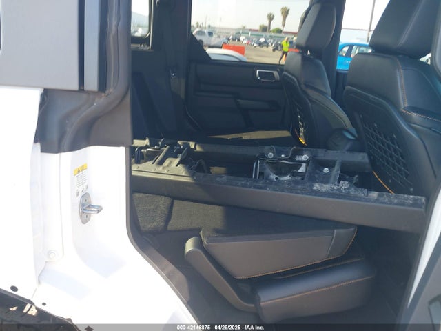 Ford Bronco Badlands 2024 1FMEE9BP5RLA09693 Image 8