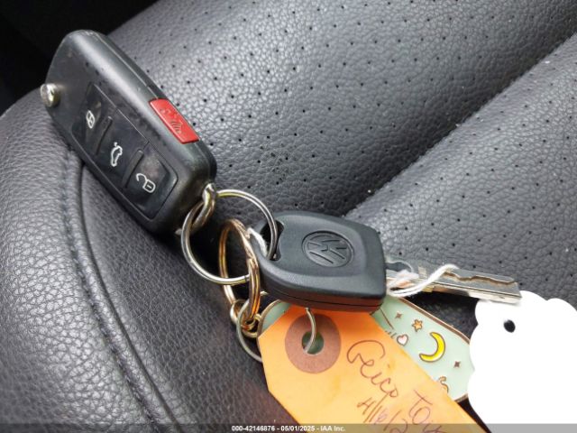 WVGBV7AX1HK031235 Volkswagen Tiguan 2.0t/2.0t S
